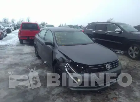 3VW2B7AJ8HM373330