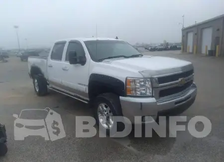 1GCHK23618F219437