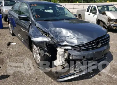 3VW2B7AJ8HM318411