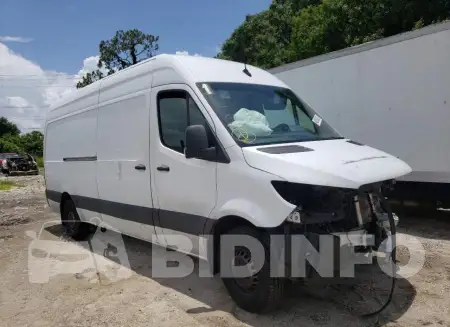 WD3PF1CD7KP030196