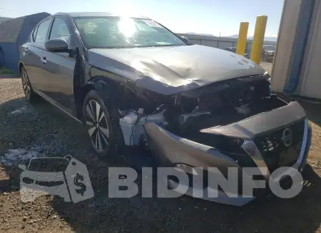 1N4BL4EV1KC254559