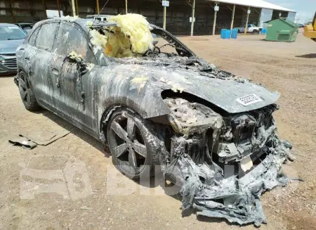 WP1AE2AY7KDA52130