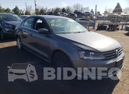 3VW2B7AJ7HM298670