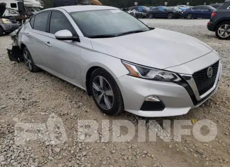 1N4BL4BV1KC182623