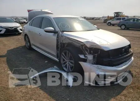 1VWDT7A30HC005720
