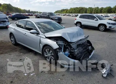 1N4BL4BV5MN353073