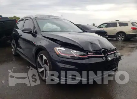 3VW5T7AU1LM003835