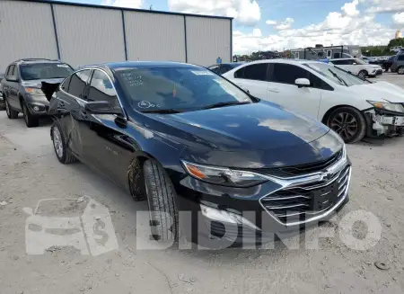 1G1ZD5ST8KF193247