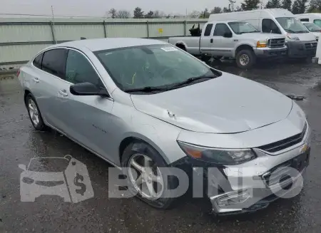 1G1ZB5ST9JF201215