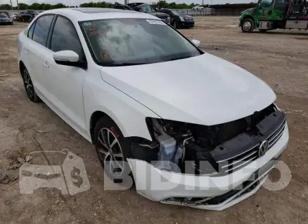 3VWDB7AJ4HM210327