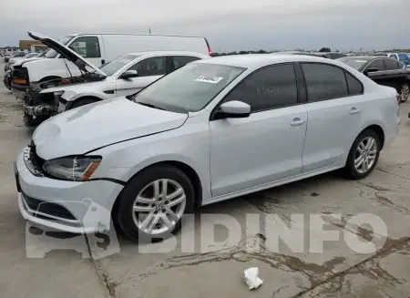 3VW2B7AJ7JM221366