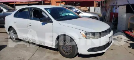 3VW2K7AJ3EM425717