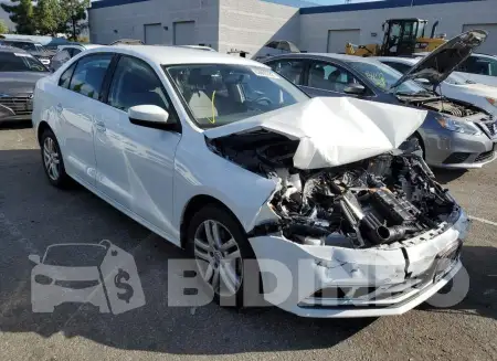 3VW2B7AJ3HM210889