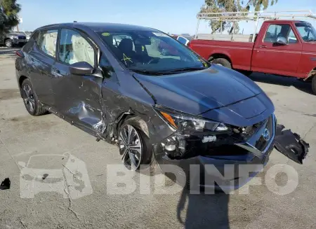 1N4AZ1CV2NC561934