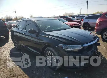 3VWCB7BU9LM063368