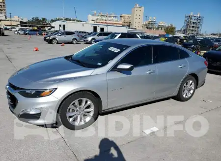 1G1ZD5ST3KF207944