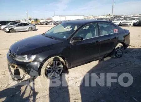3VW2B7AJ5HM320276