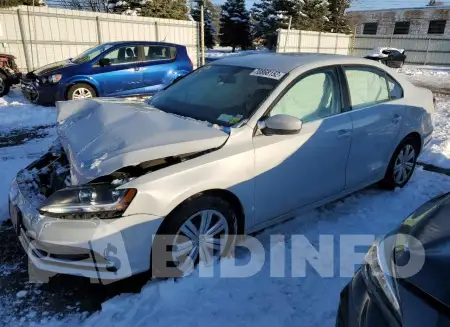 3VW2B7AJ5HM335800