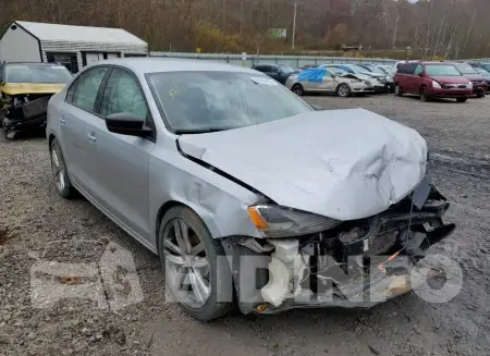 3VW1K7AJ9EM313208