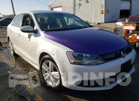 3VW637AJ7EM212249