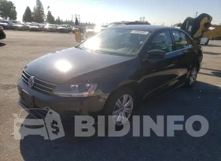 3VW2B7AJ8HM308607