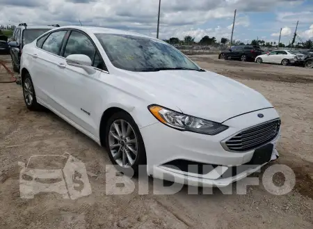 3FA6P0LUXHR301946