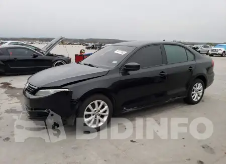 3VWLA7AJ8FM224324