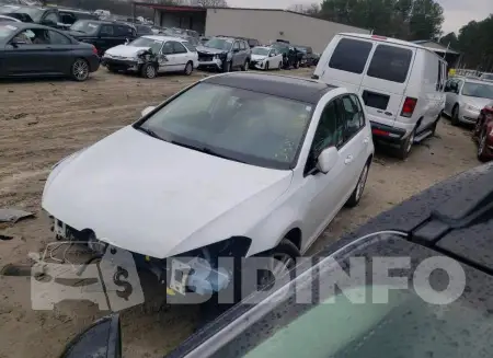 3VW2A7AUXFM022090