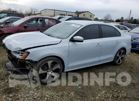 3VW2B7AJ5HM294844