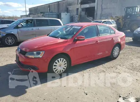 3VWD17AJ3EM370259