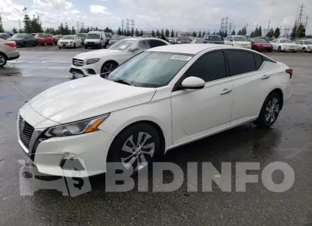 1N4BL4BV4KC159451