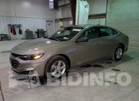 1G1ZB5ST6NF215983