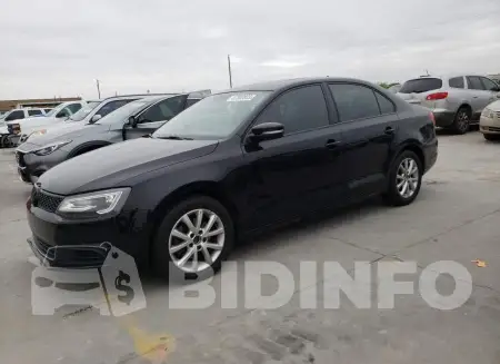 3VWD07AJ9EM373184
