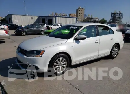 3VW637AJ6EM273530