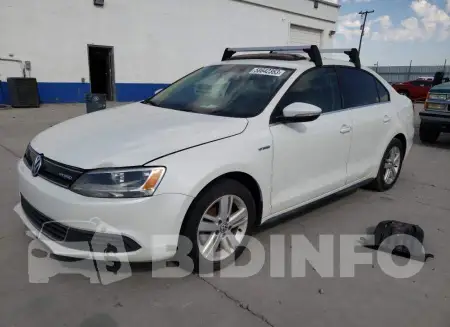 3VW637AJ6EM327926