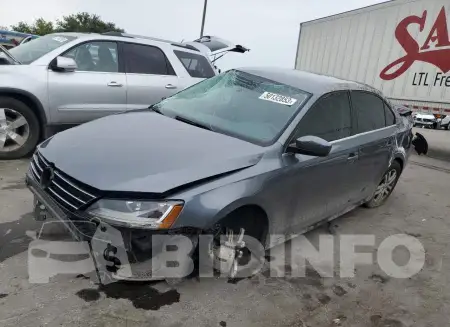 3VW2B7AJ5HM373558