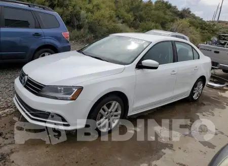 3VW2B7AJ4HM347050