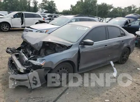 3VW2B7AJ4HM215910
