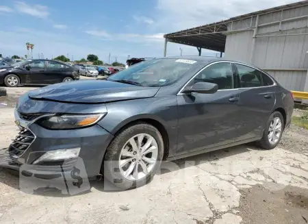 1G1ZD5ST6KF135945