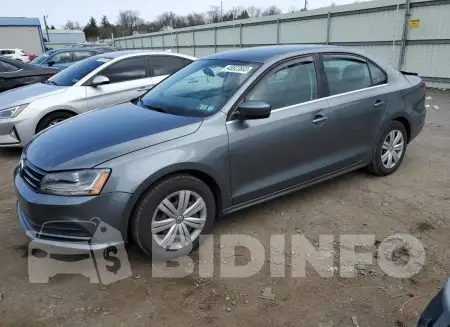 3VW2B7AJXHM415240