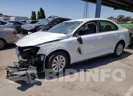 3VW637AJ8EM230971
