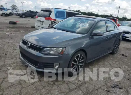 3VW5S7AJ4EM394037