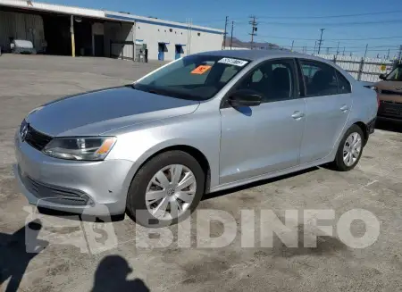 3VW2K7AJ9EM235677