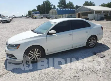 3VW2B7AJ8HM255360