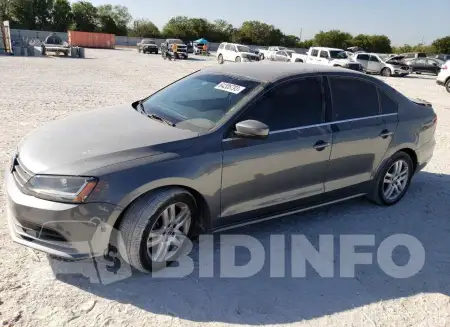 3VW2B7AJ8HM238820