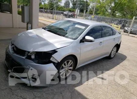 4T1BK1EB8EU089945