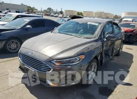 3FA6P0CDXKR180259