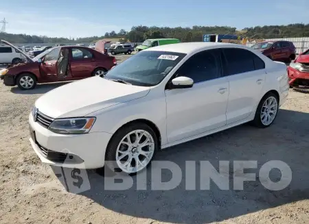 3VWLL7AJ3EM390730