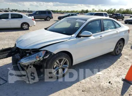 3VW7M7BU1PM040247