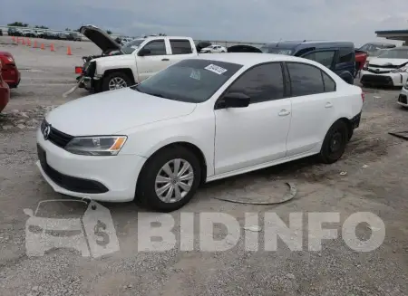 3VW2K7AJ4EM435205